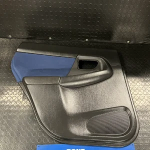 PANNELLO PORTA INTERNO POSTERIORE SINISTRO SUBARU IMPREZA STI 02-04